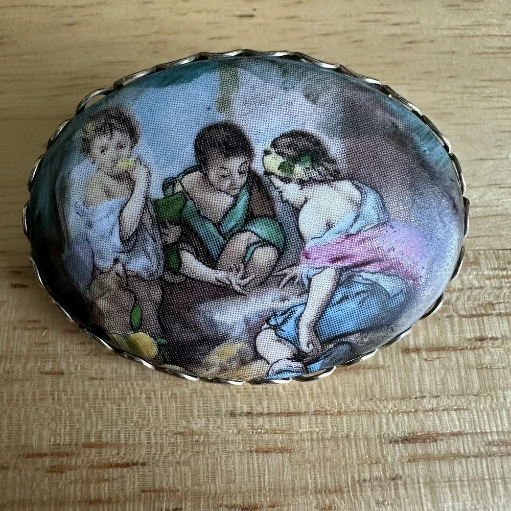 VTG Boys Playing Dice Art Print Brooch Pin 1.75 Inch Milk Glass Gold‎ Tone Frame